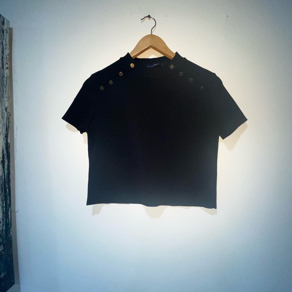 NWOT Zara‎ Black Crop Top with Modern Elegance